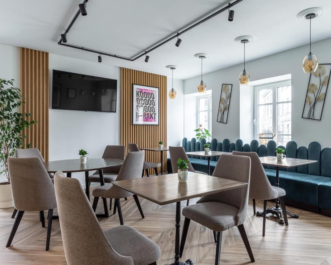 Kontrakt Boutique Hotel Kiev Esterno foto