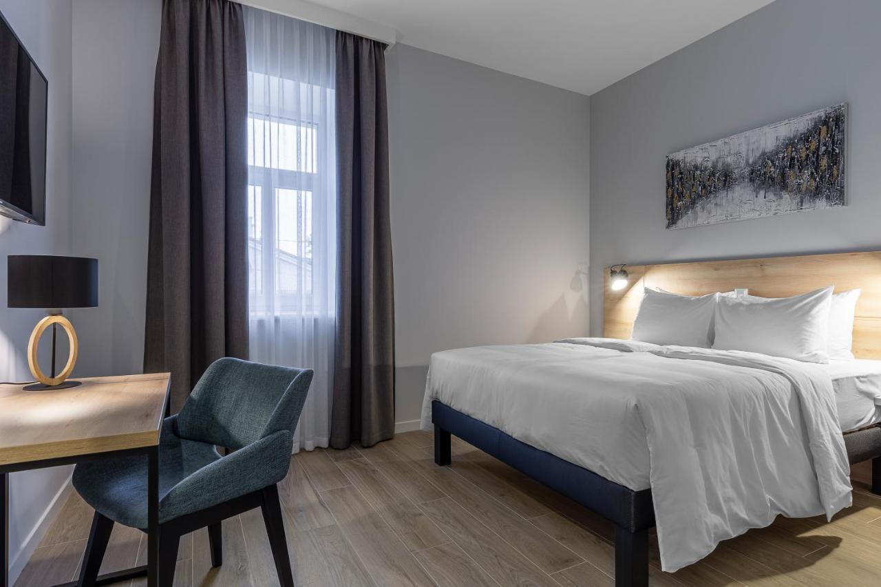 Kontrakt Boutique Hotel Kiev Esterno foto