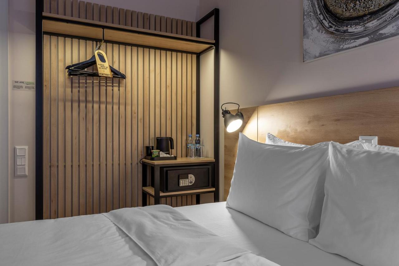Kontrakt Boutique Hotel Kiev Esterno foto