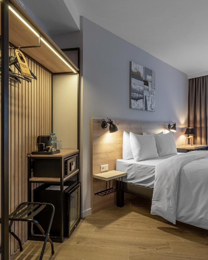 Kontrakt Boutique Hotel Kiev Esterno foto